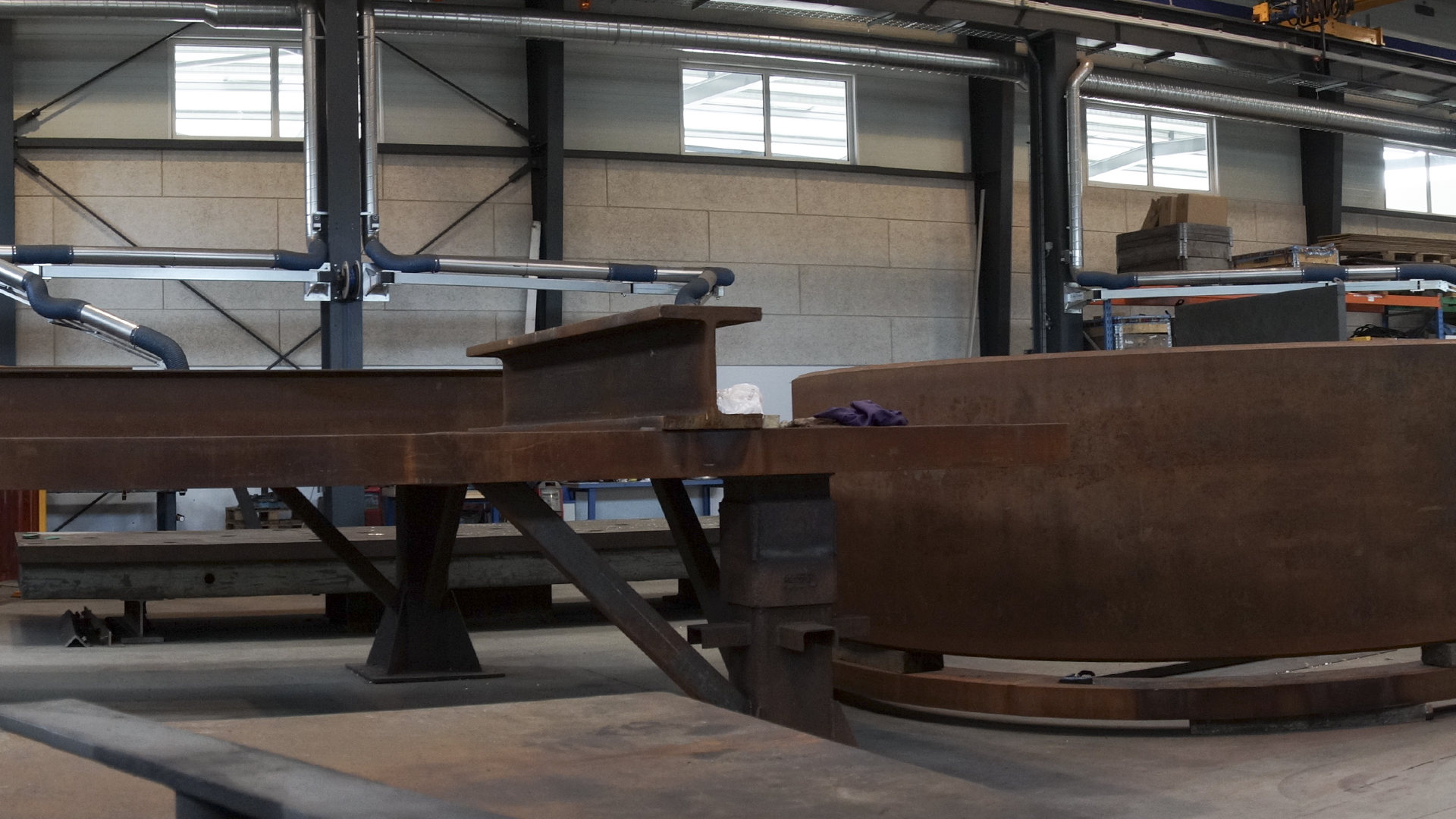 Structural steel components in the Ålsrode workshop